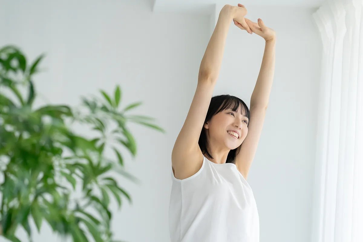 リラックスする女性